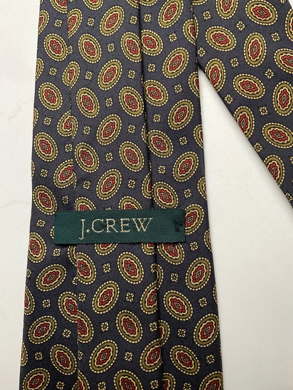 J Crew Classic and Stylish 100% Patterned Deep Navy Silk Tie - Men's Accessory